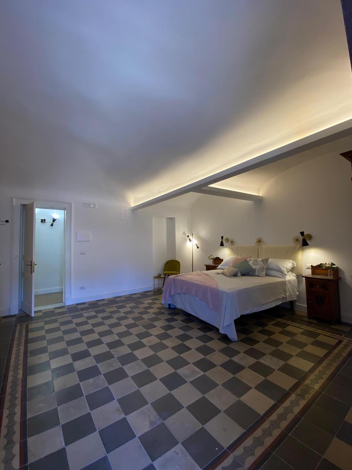 Dimora Dei Minoriti Bed & Breakfast Catania Ngoại thất bức ảnh