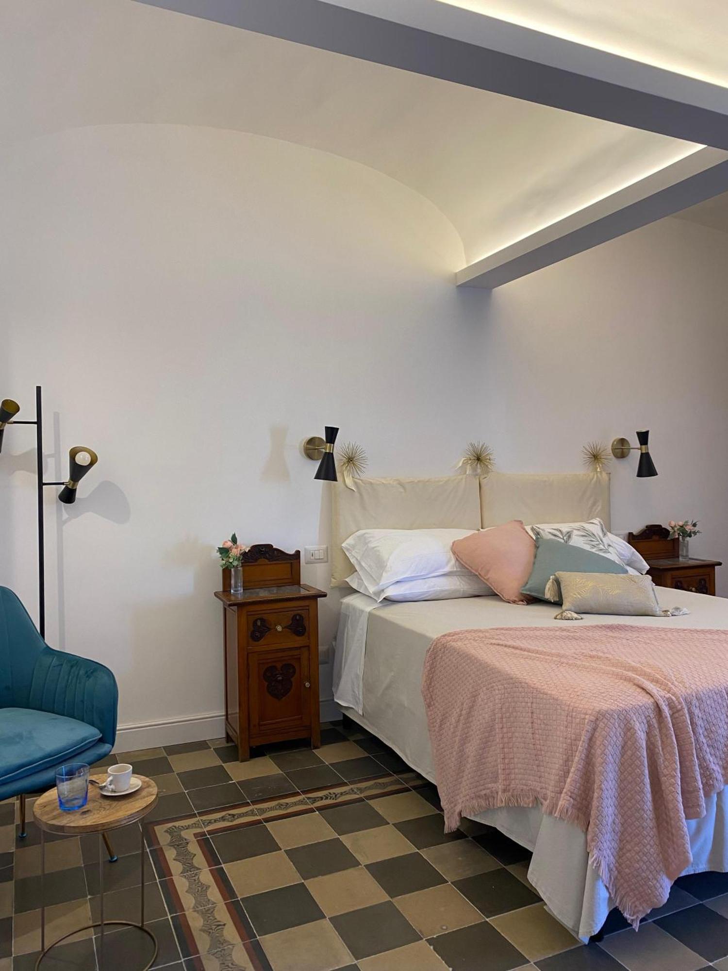 Dimora Dei Minoriti Bed & Breakfast Catania Ngoại thất bức ảnh