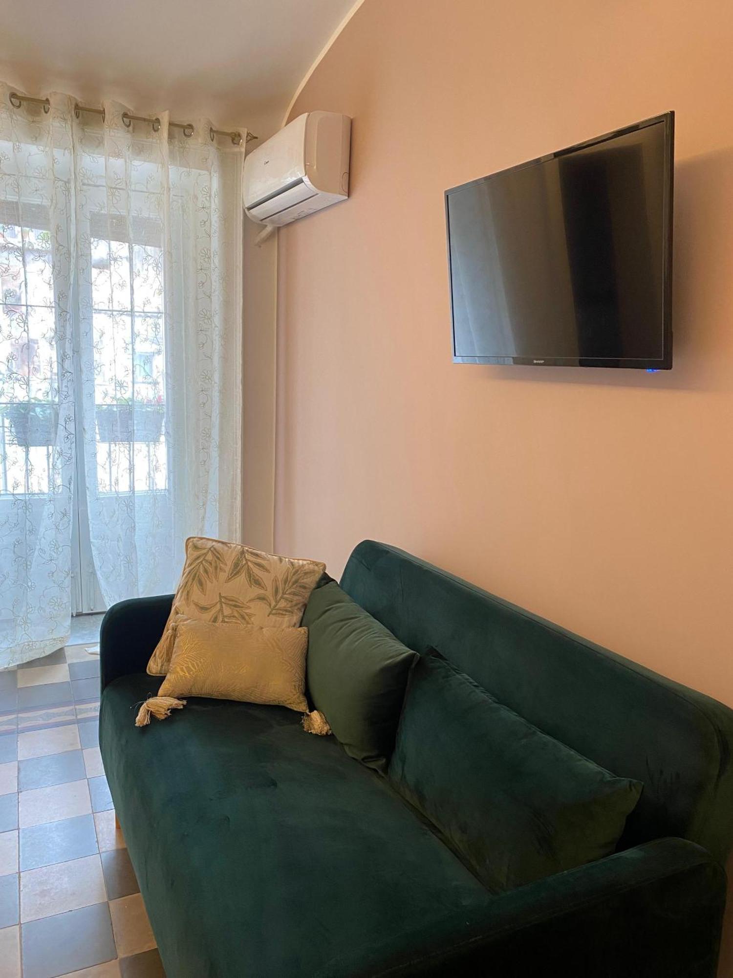 Dimora Dei Minoriti Bed & Breakfast Catania Ngoại thất bức ảnh
